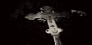 …ἄν δέν περνοῦσαν μέσα ἀπό τό καμίνι τῶν ὅποιων θλίψεων, δέν θά ἔβλεπαν τήν πραγματικότητα τοῦ ἑαυτοῦ τους…