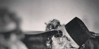 Καμία προσπάθεια πνευματική δεν καρποφορεί μακρυά Του