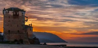 Μην κατηγορείτε τον Χριστό για τις αμαρτίες των χριστιανών