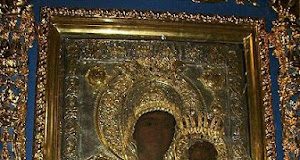 Η εικόνα της Παναγίας της Οδηγήτριας που έφυγε από το Βατοπαίδι και βρέθηκε στην Ι.Μ.Ξενοφώντος