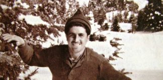 Φωτογραφία του «Ασυρματιστή του Θεού»στον στρατό