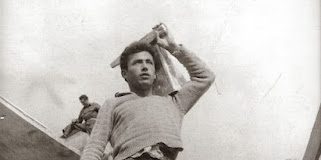 Είναι ένας κύκλος, που επαναλαμβάνεται εδώ και αιώνες