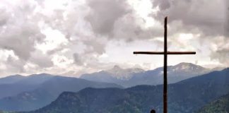 «Μένε μέσα στή διάνοιά σου διά τῆς νήψεως καί δέν θά κοπιάσεις στούς πειρασμούς»