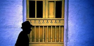 Έτρεχαν και βιάζονταν