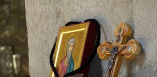 Χριστιανός χωρίς εκκλησιασμό..;