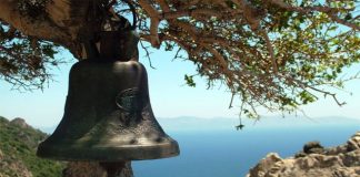 Κάνουν σαν να είναι φτωχές