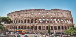 Δεν σε ελέγχει;