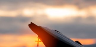 Όσο το σκέφτεσαι τόσο βαραίνει… Για το άγχος και το κακό