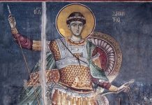 Σήκω φόρεσε την κάπα σου και θα σε πάω εγώ με το άλογό μου να ανάψεις τα καντήλια μου