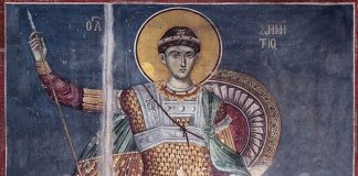 Σήκω φόρεσε την κάπα σου και θα σε πάω εγώ με το άλογό μου να ανάψεις τα καντήλια μου