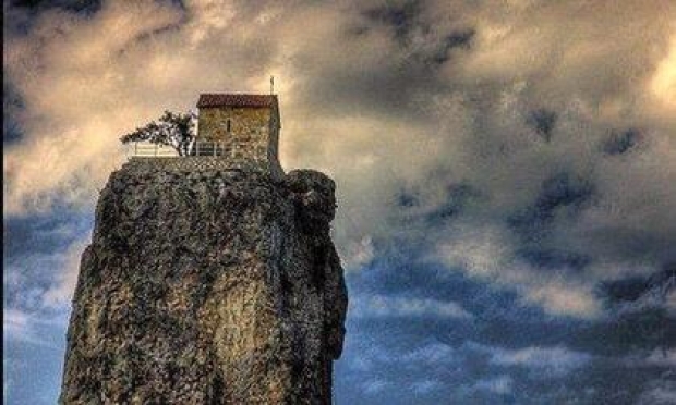 cdcfe1cb542202f1e6585f7193c3f6c5_XL