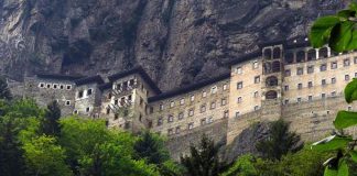 Τα «Εννιάμερα» της Παναγίας