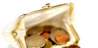 Και να με πληρώνεις…!