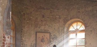 Εμφάνιση των ψυχών από την Αιωνιότητα κατά το Σαρανταλείτουργο των Χριστουγέννων