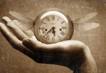 Ο πραγματικός χρόνος κυλάει στις ψυχές μας…