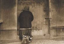 Ο άθεος και η γριούλα