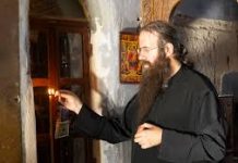 Όπου κι αν είσαι, να προσεύχεσαι